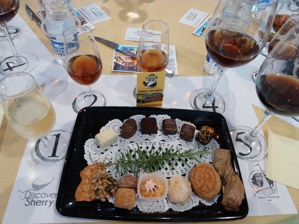 Vinos de Jerez con bombones belgas y dulces de El Puerto/  Sherry Wines paired with Belgian chocolates and El Puerto&nbsp;pastries