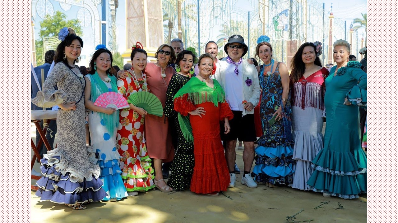 Los nuevos Sherry Explorers disfrutando de la Feria de Jerez. Our new Sherry Explorers enjoying the Feria de&nbsp;Jerez